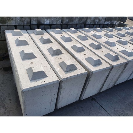 Betonowy element muru 160x40x60 - blok betonowy